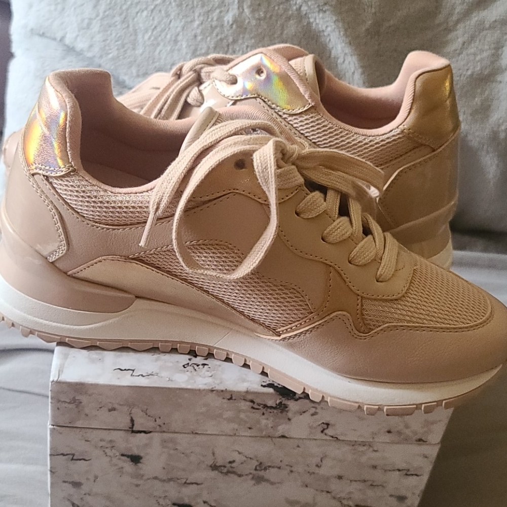 Aldo Sneakers
